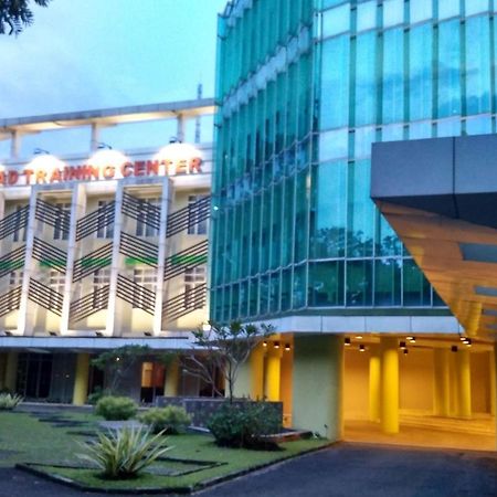 Utc Dago Hotel Bandung Exterior photo