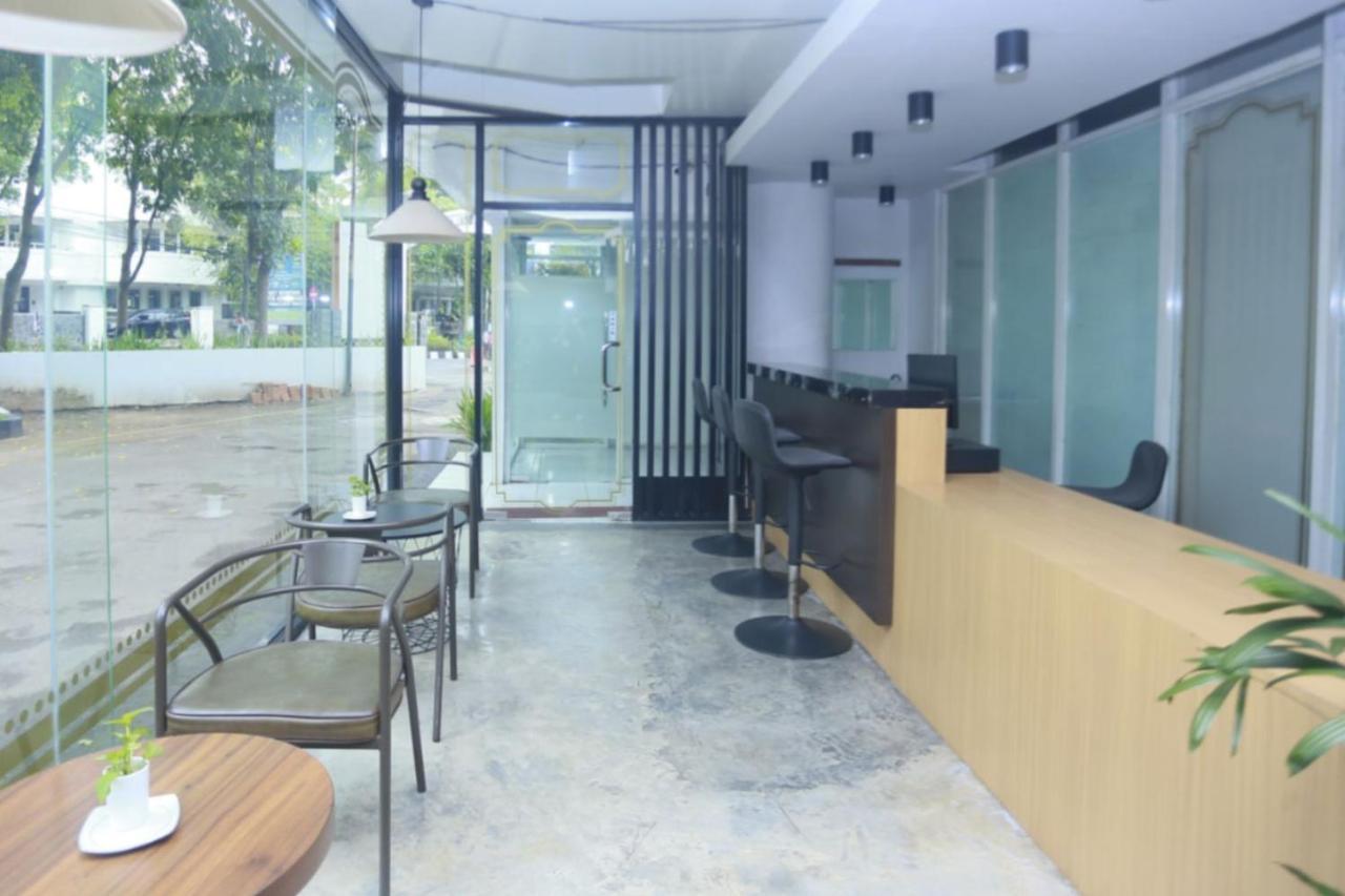 Utc Dago Hotel Bandung Exterior photo