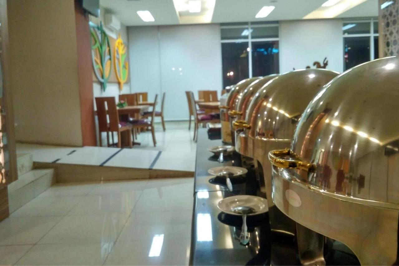 Utc Dago Hotel Bandung Exterior photo